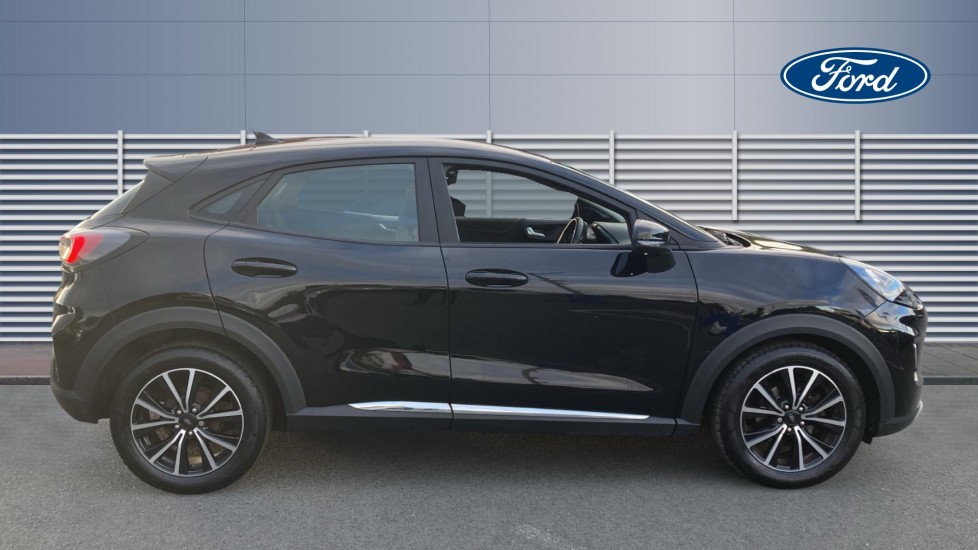 Ford Puma 1.0 EcoBoost Hybrid mHEV Titanium 5dr Petrol Hatchback - Image 5