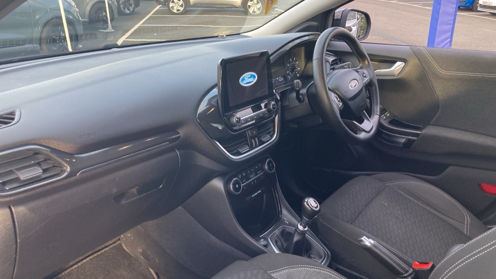Ford Puma 1.0 EcoBoost Hybrid mHEV Titanium 5dr Petrol Hatchback - Image 12