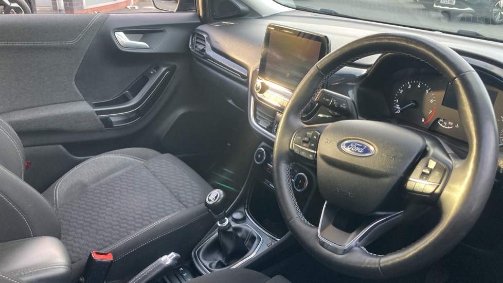 Ford Puma 1.0 EcoBoost Hybrid mHEV Titanium 5dr Petrol Hatchback - Image 15