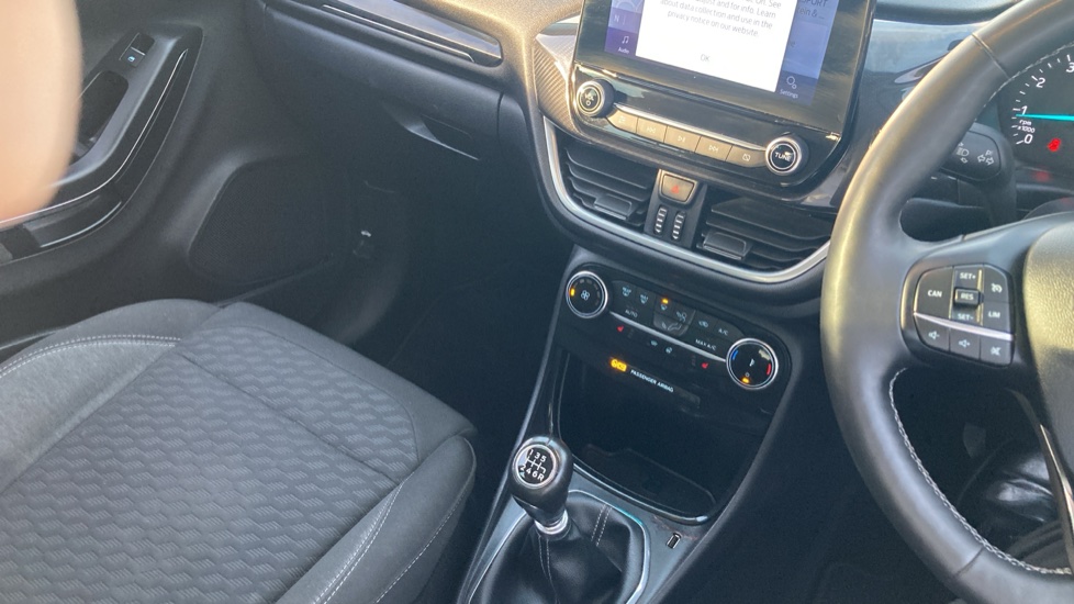Ford Puma 1.0 EcoBoost Hybrid mHEV Titanium 5dr Petrol Hatchback - Image 18