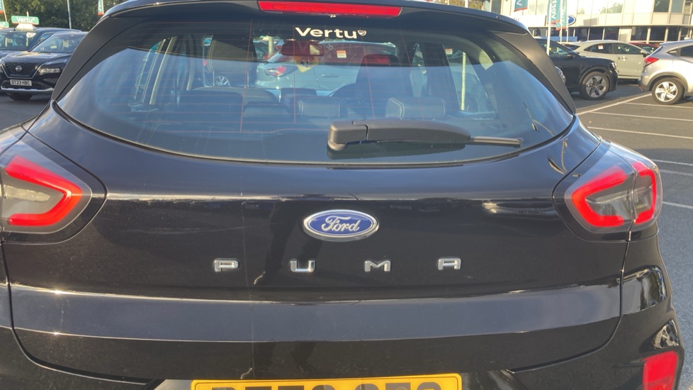Ford Puma 1.0 EcoBoost Hybrid mHEV Titanium 5dr Petrol Hatchback - Image 36