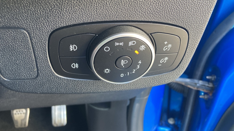 Ford Puma 1.0 EcoBoost Hybrid mHEV 155 ST-Line X 5dr Petrol Hatchback - Image 36