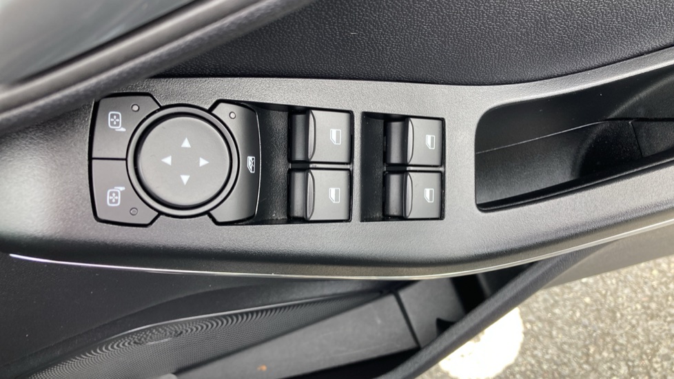 Ford Fiesta 1.0 EcoBoost ST-Line 5dr Petrol Hatchback - Image 32