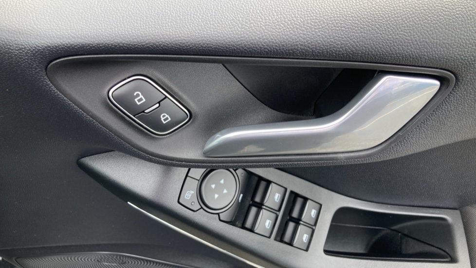 Ford Fiesta 1.0 EcoBoost ST-Line 5dr Petrol Hatchback - Image 33