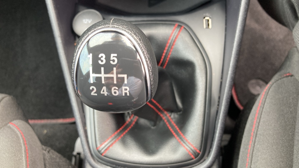 Ford Fiesta 1.0 EcoBoost ST-Line 5dr Petrol Hatchback - Image 39