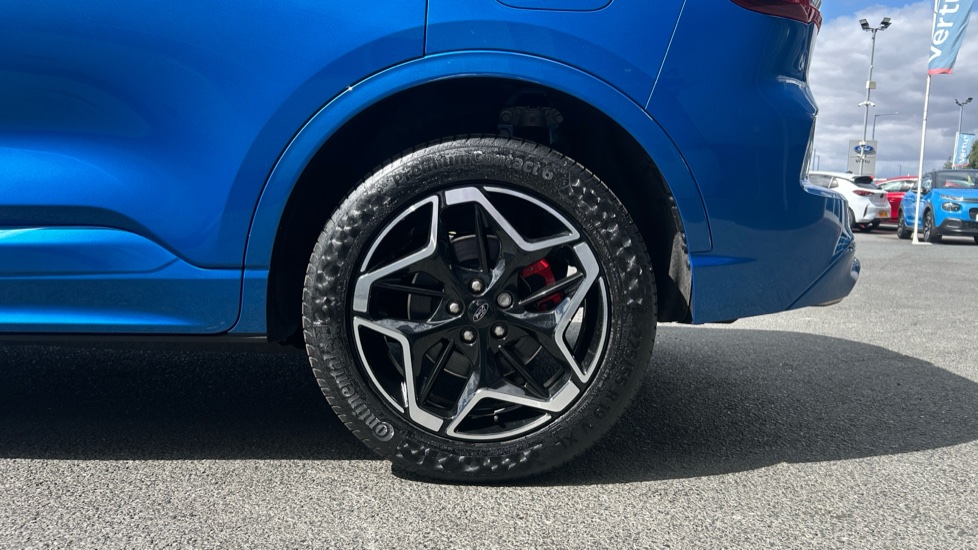 Ford Kuga 2.5 FHEV ST-Line X 5dr CVT Hybrid Estate - Image 7