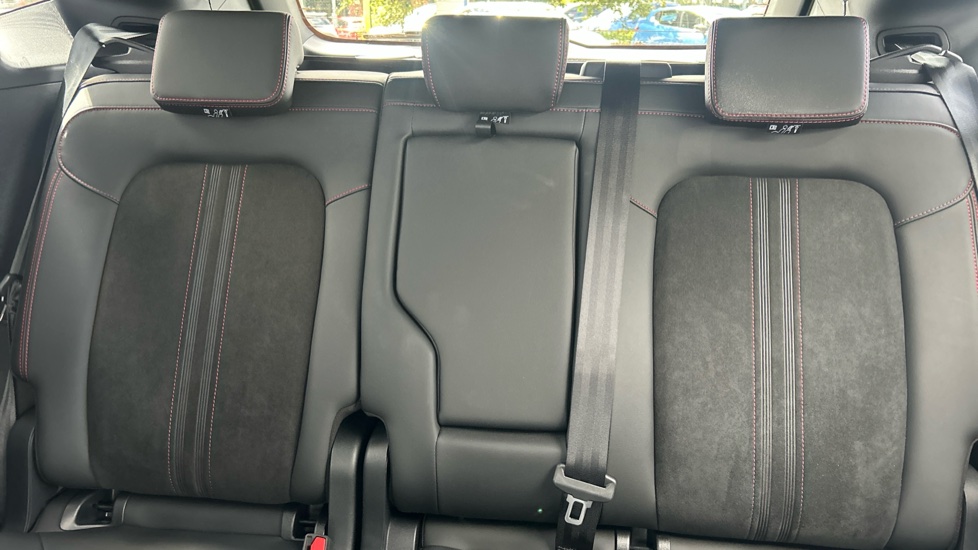 Ford Kuga 2.5 FHEV ST-Line X 5dr CVT Hybrid Estate - Image 15
