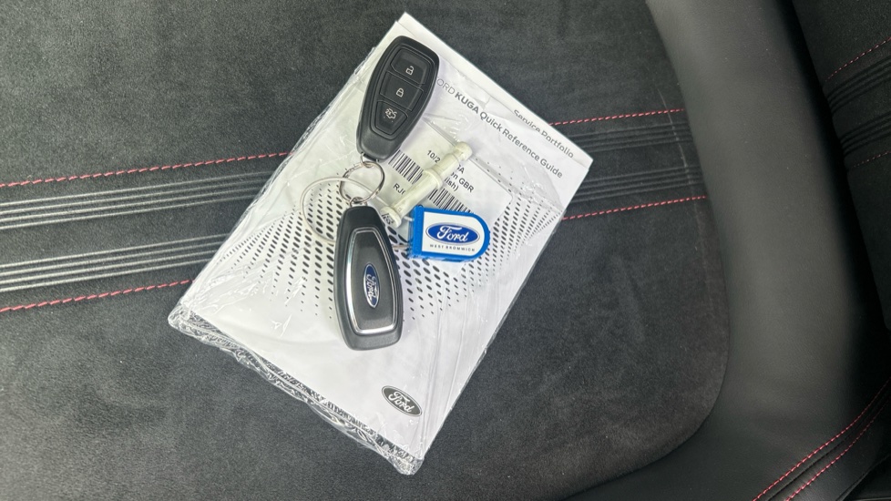 Ford Kuga 2.5 FHEV ST-Line X 5dr CVT Hybrid Estate - Image 19