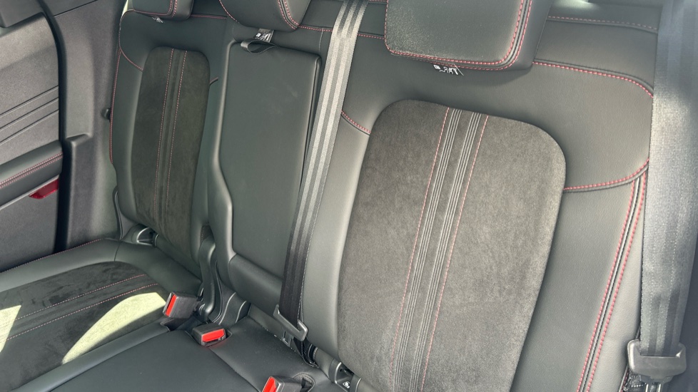 Ford Kuga 2.5 FHEV ST-Line X 5dr CVT Hybrid Estate - Image 40