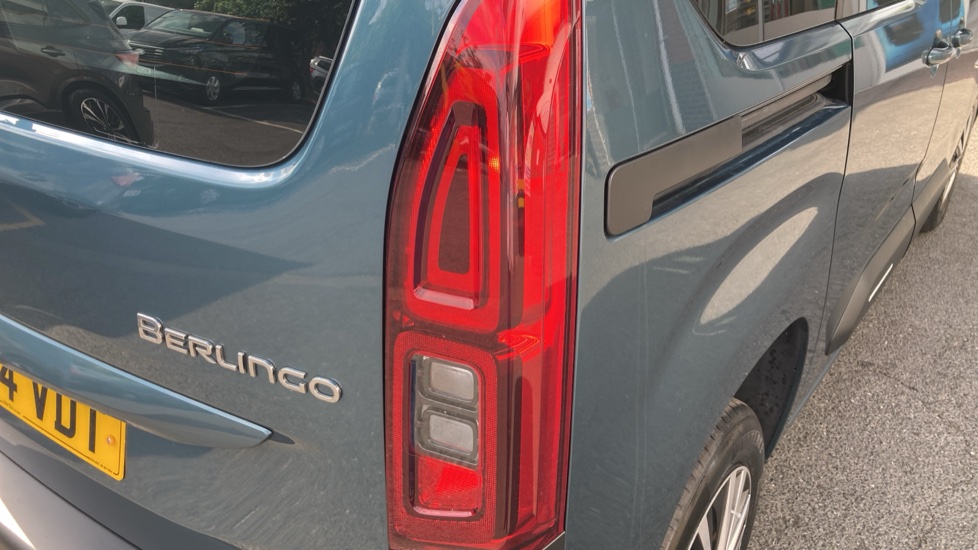 Citroen Berlingo M Petrol 1.2 PureTech 110ps Plus [5 seat] - Image 28