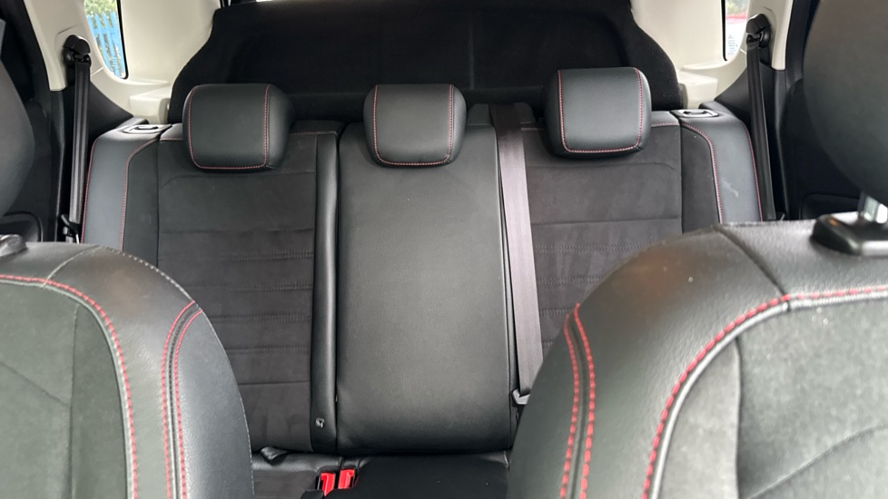 Ford EcoSport 1.0 EcoBoost 125 ST-Line 5dr Auto Petrol Hatchback - Image 19