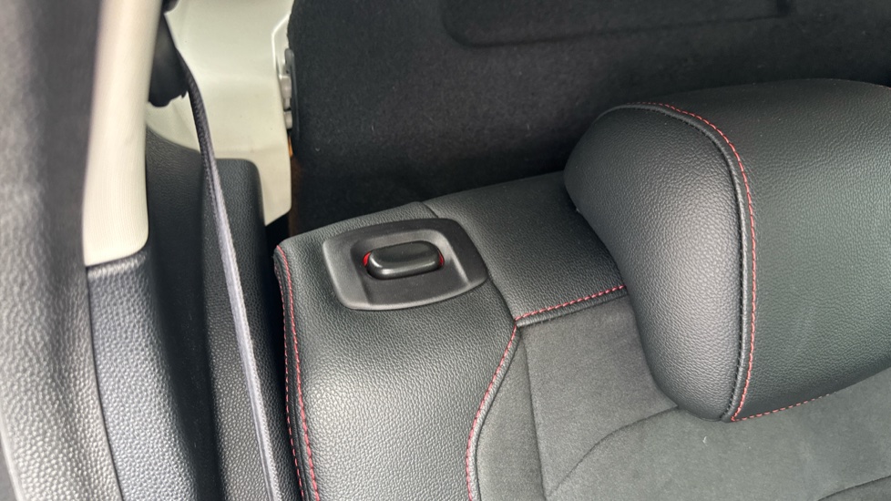 Ford EcoSport 1.0 EcoBoost 125 ST-Line 5dr Auto Petrol Hatchback - Image 29