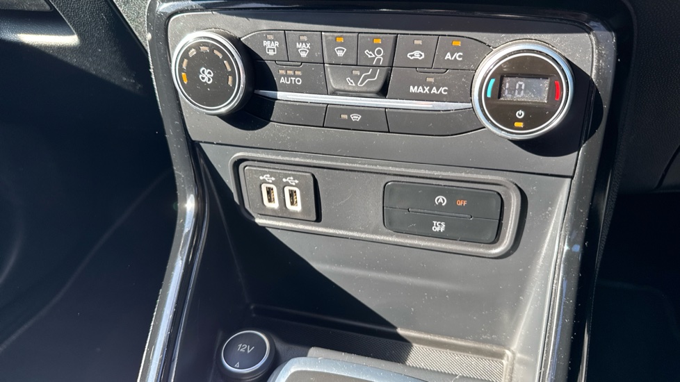 Ford EcoSport 1.0 EcoBoost 125 Titanium 5dr Auto Petrol Hatchback - Image 36