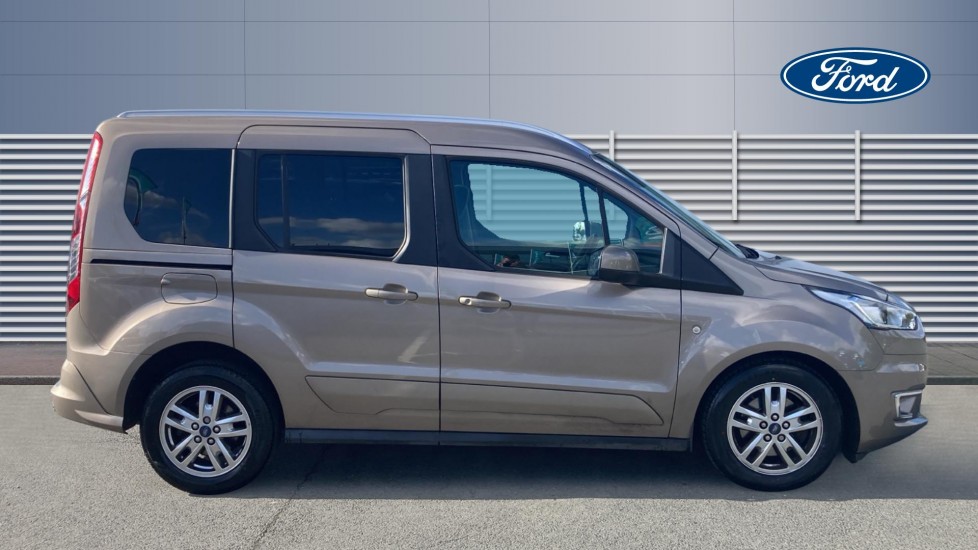 Ford Tourneo Connect 1.5 EcoBlue 120 Titanium 5dr Diesel Estate - Image 5