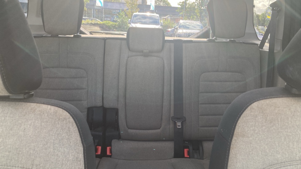 Ford Tourneo Connect 1.5 EcoBlue 120 Titanium 5dr Diesel Estate - Image 19