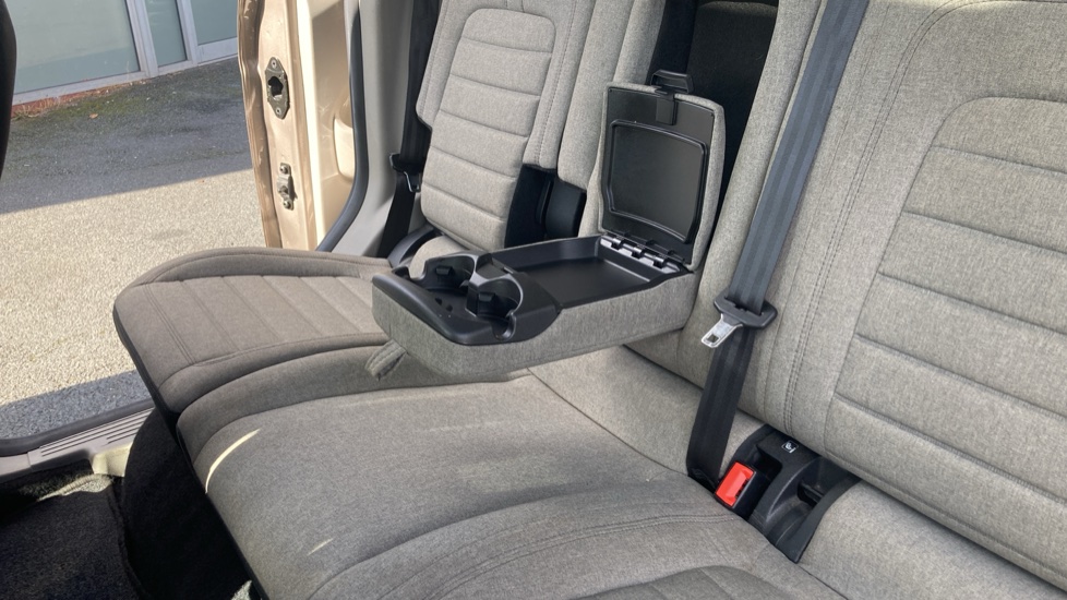Ford Tourneo Connect 1.5 EcoBlue 120 Titanium 5dr Diesel Estate - Image 30