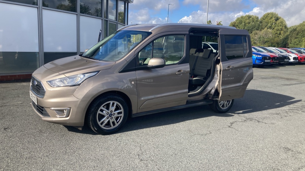 Ford Tourneo Connect 1.5 EcoBlue 120 Titanium 5dr Diesel Estate - Image 11