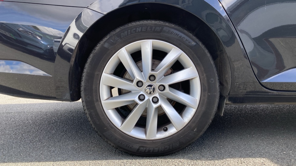 Skoda Superb 1.5 TSI SE Technology 5dr DSG Petrol Estate - Image 7