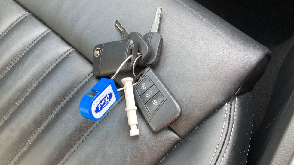 Skoda Superb 1.5 TSI SE Technology 5dr DSG Petrol Estate - Image 8