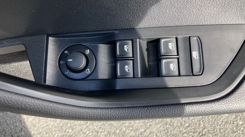 Skoda Superb 1.5 TSI SE Technology 5dr DSG Petrol Estate - Image 30