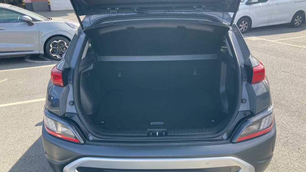 Hyundai KONA 1.6 GDi Hybrid Premium 5dr DCT Hybrid Hatchback - Image 4