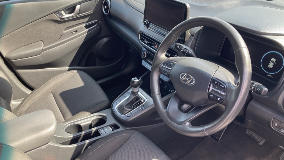 Hyundai KONA 1.6 GDi Hybrid Premium 5dr DCT Hybrid Hatchback - Image 15