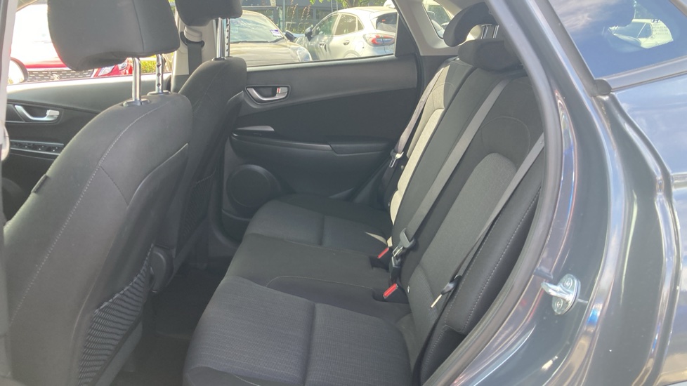 Hyundai KONA 1.6 GDi Hybrid Premium 5dr DCT Hybrid Hatchback - Image 20
