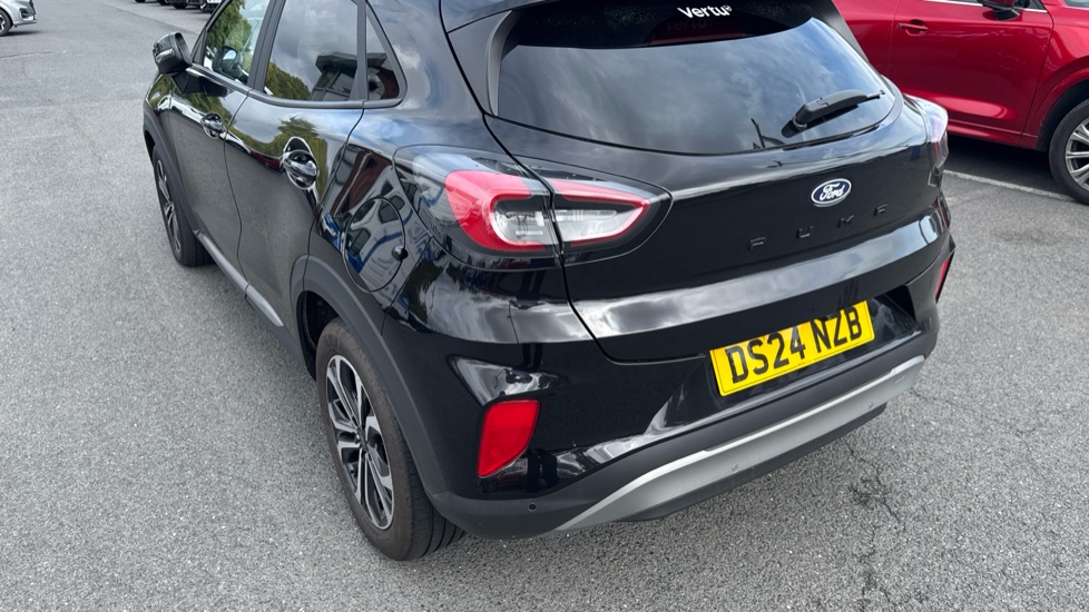 Ford Puma 1.0 EcoBoost Hybrid mHEV 155 Titanium DCT 5dr Petrol Hatchback - Image 23
