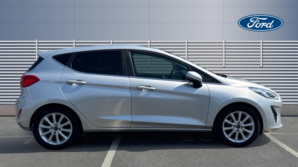Ford Fiesta 1.0 EcoBoost Titanium 5dr Petrol Hatchback - Image 5