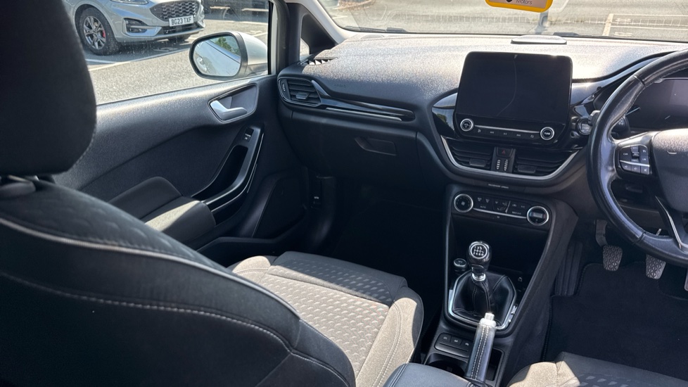 Ford Fiesta 1.0 EcoBoost Titanium 5dr Petrol Hatchback - Image 17