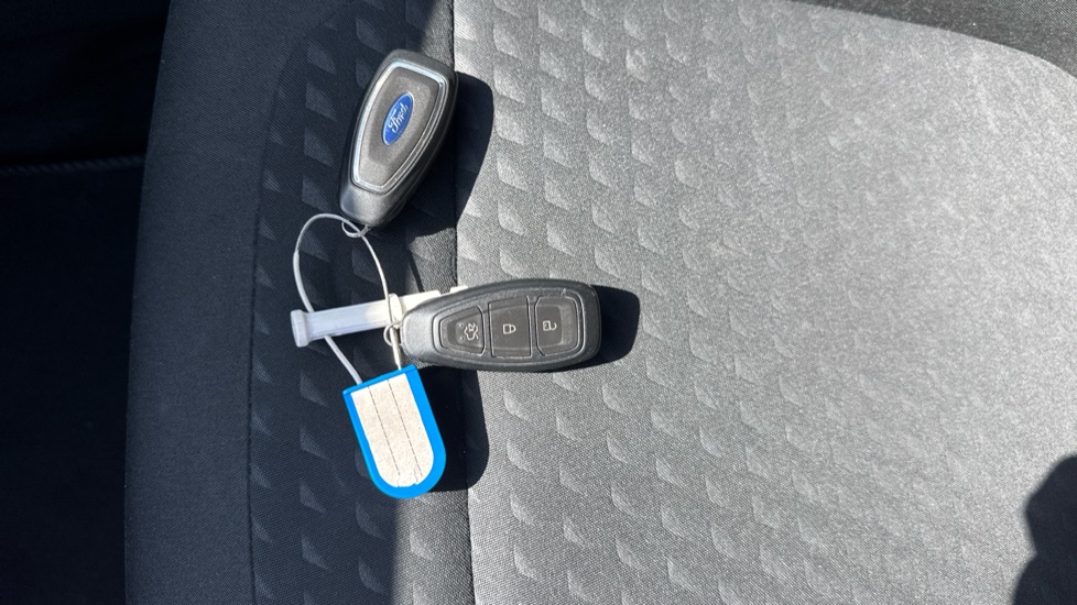 Ford Fiesta 1.0 EcoBoost Titanium 5dr Petrol Hatchback - Image 8