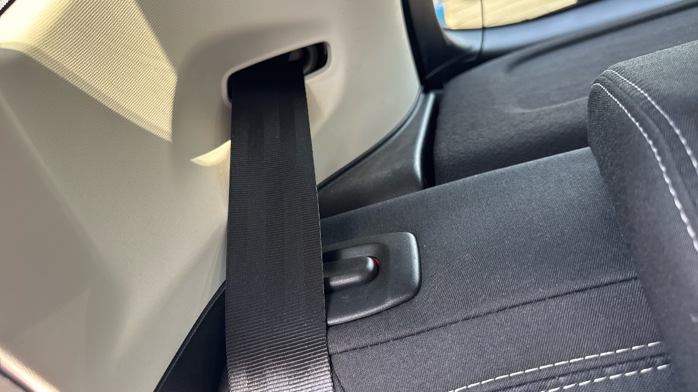 Ford Fiesta 1.0 EcoBoost Titanium 5dr Petrol Hatchback - Image 30