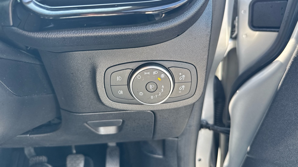 Ford Fiesta 1.0 EcoBoost Titanium 5dr Petrol Hatchback - Image 33
