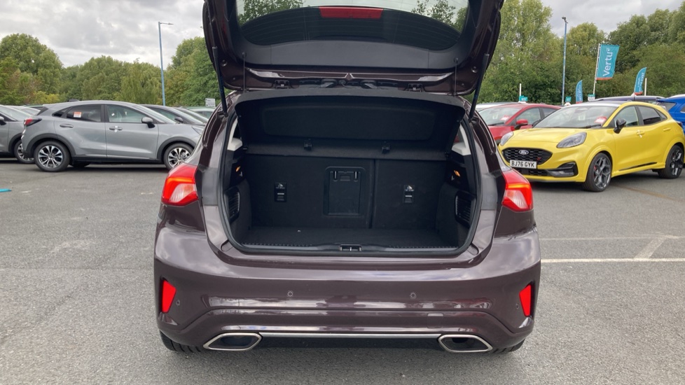 Ford Focus Vignale 2.0 EcoBlue 5dr Auto Diesel Hatchback - Image 4