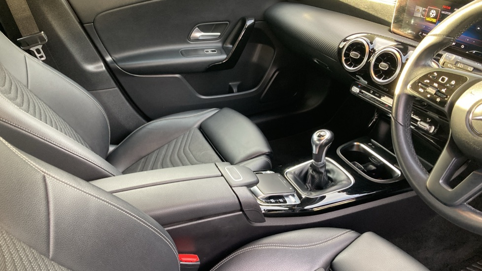 Mercedes-Benz A-Class A180 SE Executive 5dr Petrol Hatchback - Image 17