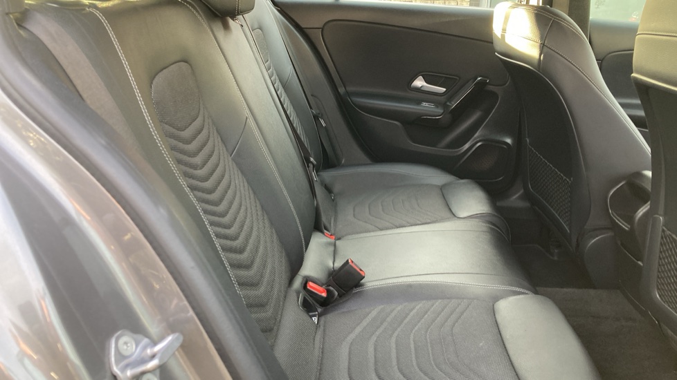 Mercedes-Benz A-Class A180 SE Executive 5dr Petrol Hatchback - Image 21