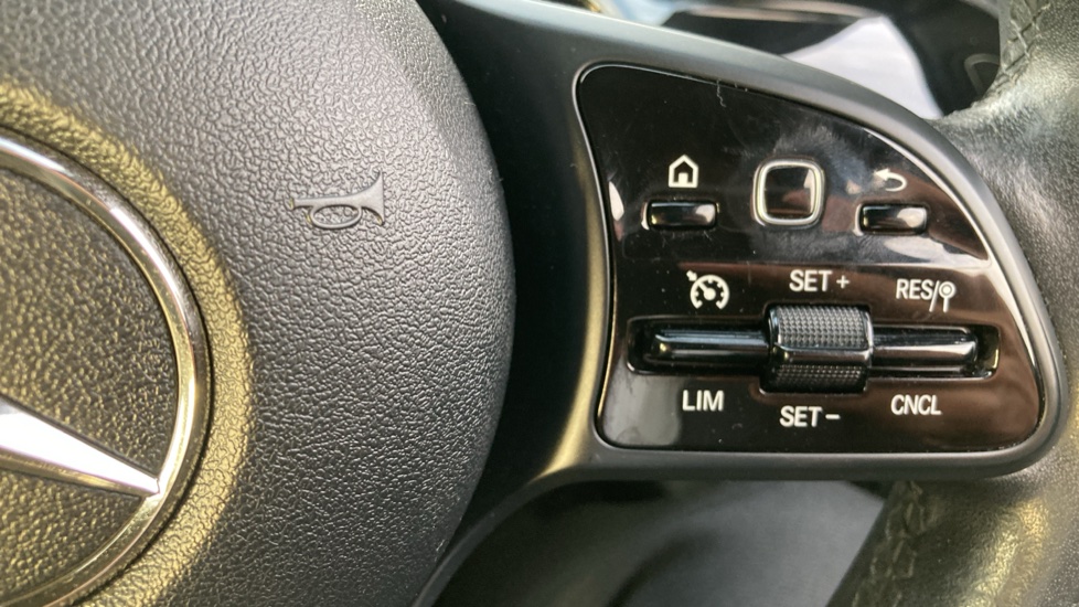 Mercedes-Benz A-Class A180 SE Executive 5dr Petrol Hatchback - Image 20