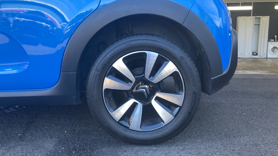 Citroen C3 1.2 PureTech 83 Feel 5dr Petrol Hatchback - Image 7