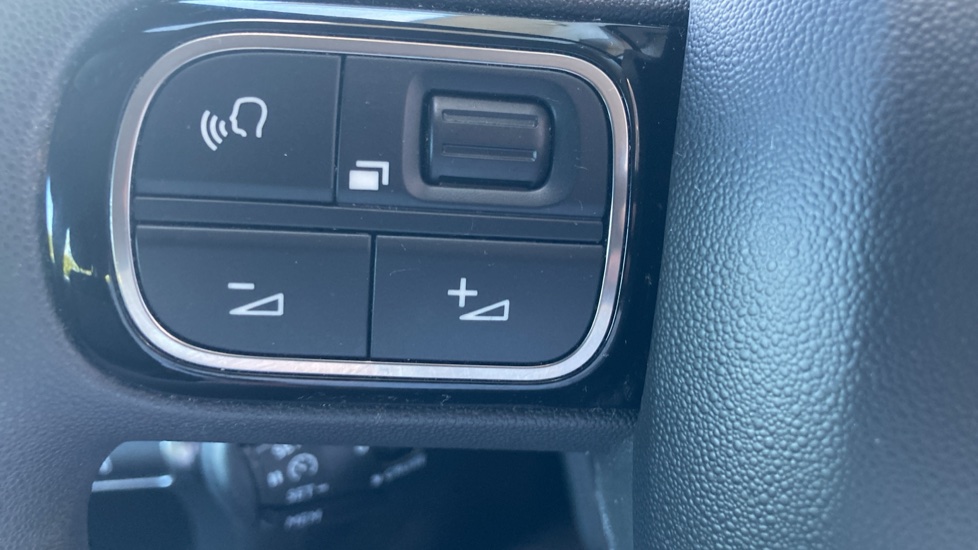 Citroen C3 1.2 PureTech 83 Feel 5dr Petrol Hatchback - Image 29