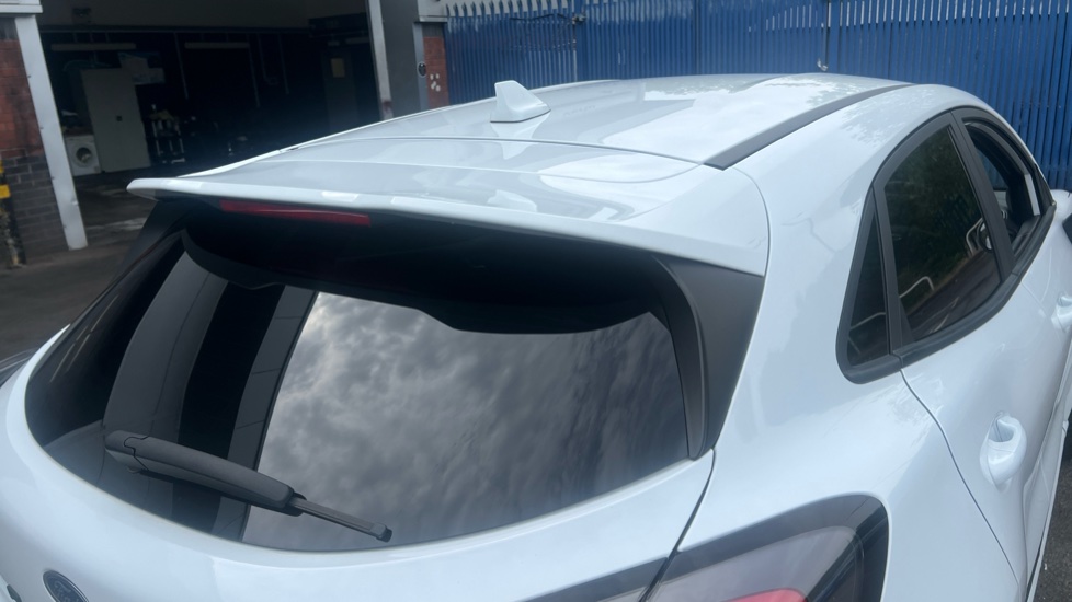 Ford Puma 1.0 EcoBoost Hybrid mHEV ST-Line X 5dr DCT Petrol Hatchback - Image 30