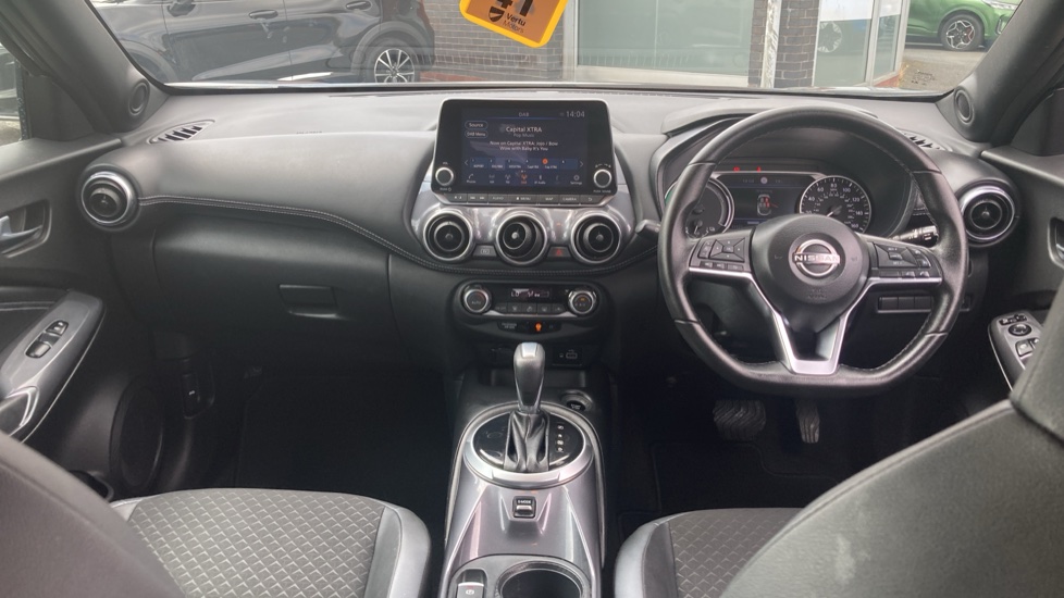 Nissan Juke 1.6 Hybrid N-Connecta 5dr Auto Hybrid Hatchback - Image 10