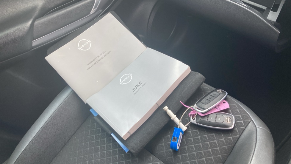Nissan Juke 1.6 Hybrid N-Connecta 5dr Auto Hybrid Hatchback - Image 19
