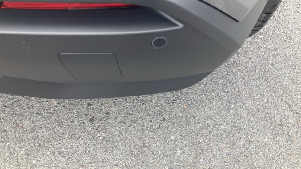 Nissan Juke 1.6 Hybrid N-Connecta 5dr Auto Hybrid Hatchback - Image 27