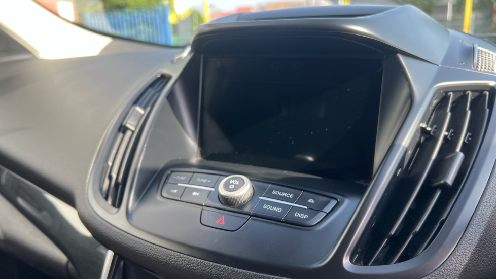 Ford Kuga 1.5 EcoBoost 182 Titanium 5dr Auto Petrol Estate - Image 32
