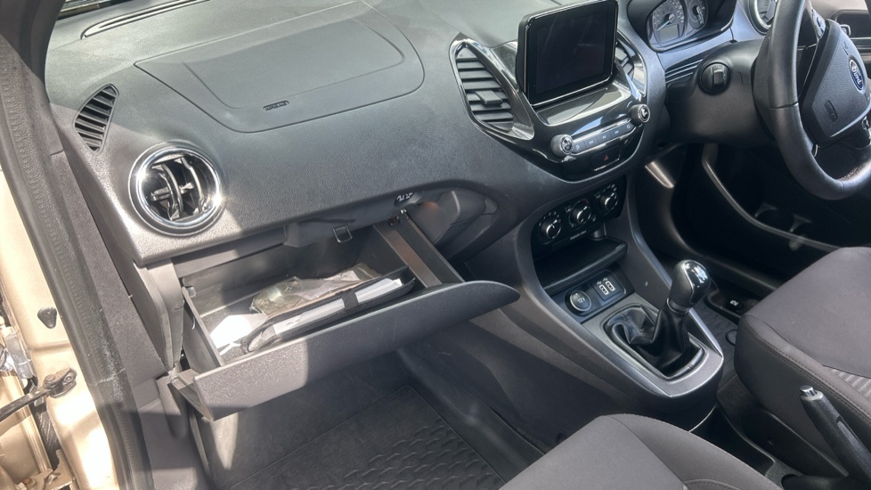 Ford KA+ 1.2 85 Active 5dr Petrol Hatchback - Image 36