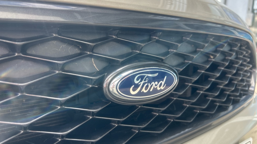 Ford KA+ 1.2 85 Active 5dr Petrol Hatchback - Image 43