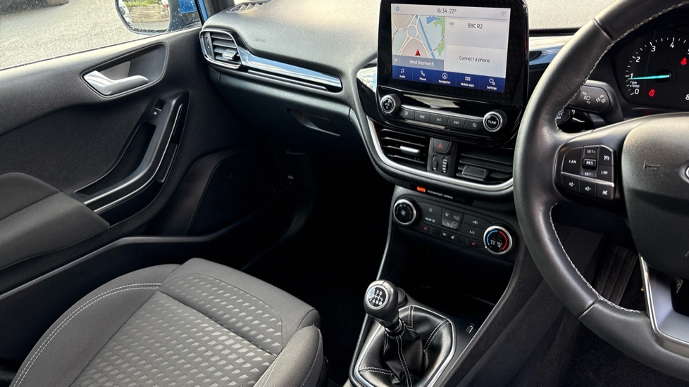 Ford Fiesta 1.0 EcoBoost Hybrid mHEV 125 Titanium 5dr Petrol Hatchback - Image 18