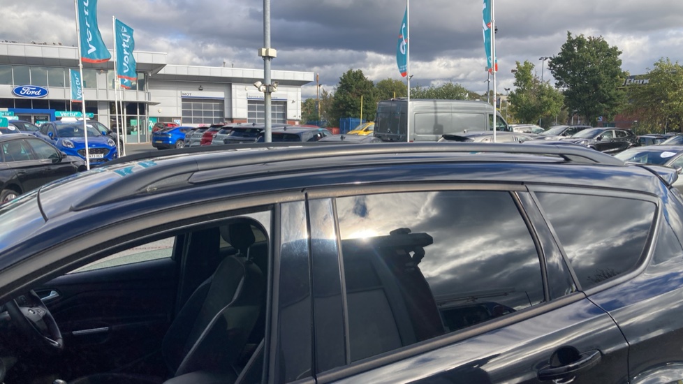 Ford Kuga 2.0 TDCi ST-Line 5dr 2WD Diesel Estate - Image 24