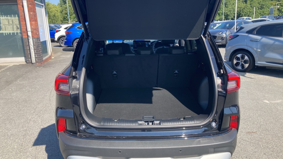 Ford Kuga 2.5 FHEV Active 5dr CVT Hybrid Estate - Image 4