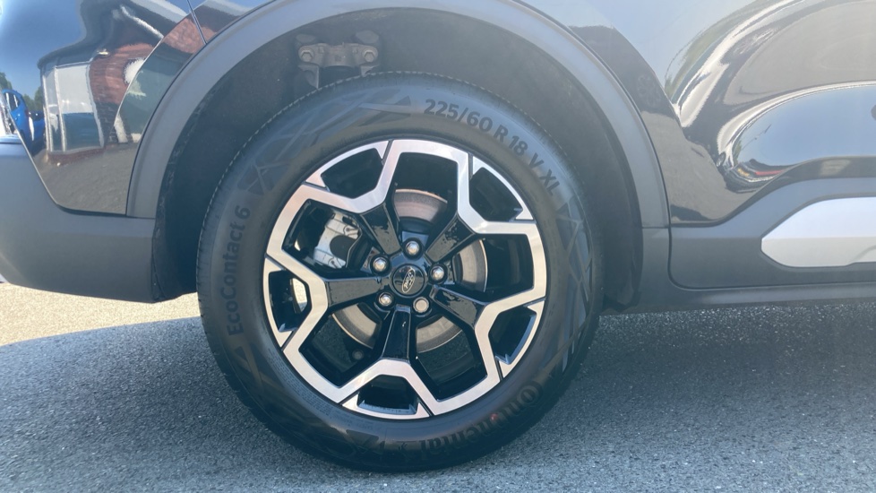 Ford Kuga 2.5 FHEV Active 5dr CVT Hybrid Estate - Image 7